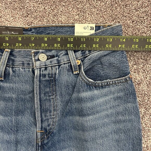 Levi's Women's 501 90s Jeans Size 24 x 30 Blue Distressed Mid Rise Loose NWT $98 - Picture 12 of 16